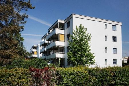 Proche du centre-ville et juste à côté de la gare - Foto 4