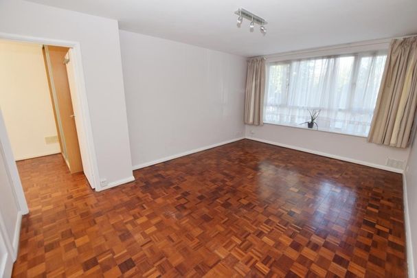 1 bedroom ground floor flat to rent - Photo 1