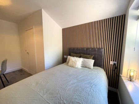 1 bedroom in a house share to rent - Photo 4
