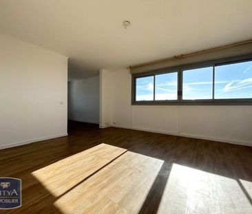Location Appartement 4 pièces 83m² NANTES 44200 - Photo 2