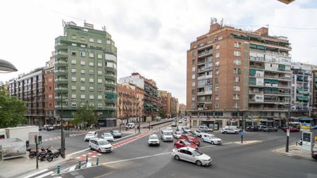 Carrer de Linares, Valencia, Valencian Community 46018 - Photo 3