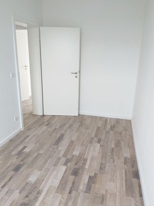 Für sie liebevoll renoviert! 4-Raumwohnung mit Balkon - Foto 1