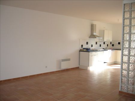 APPARTEMENT GARDANNE - 3 pièce(s) - 75 m2 - Photo 2