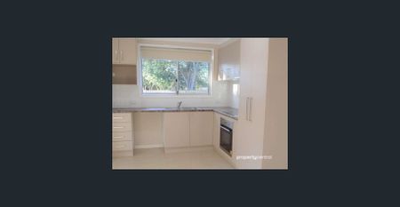Well-Presented 3-Bedroom Home in a Quiet Cul-de-Sac - Photo 2