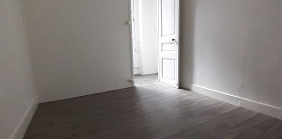 Location Appartement 1 pièce 40m² ROUEN 76000 - Photo 2