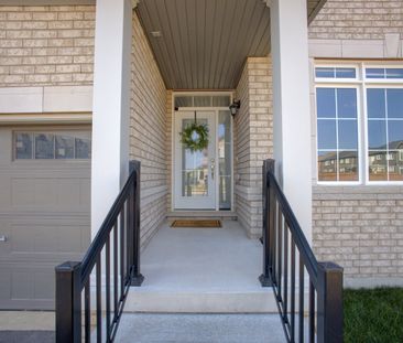 For Lease - 30 Kirby Avenue, Collingwood, Ontario - Photo 3