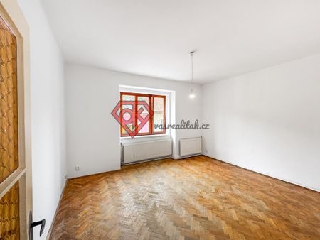 Pronájem bytu 1+1 40 m2 - Fotografie 2