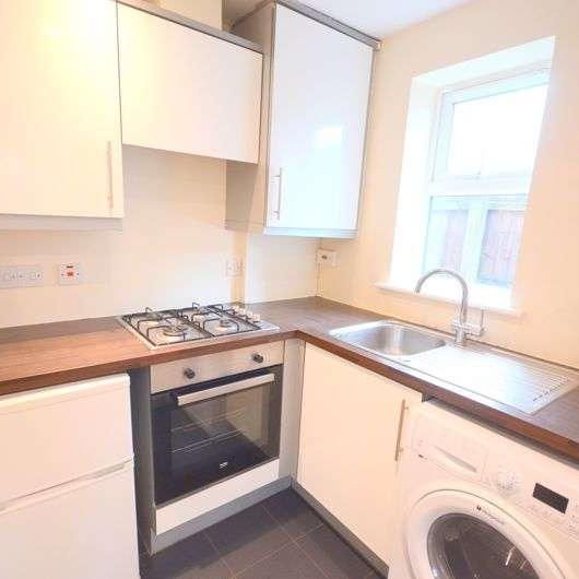 Lowther Gardens, Bournemouth, BH8 - Photo 1