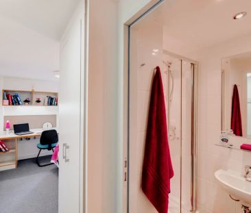 Standard Ensuite - Photo 3