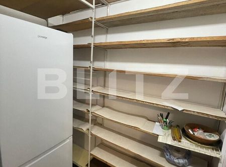 Apartament cu 3 camere, 98 mp, 2 balcoane, zona Centrala - Photo 4