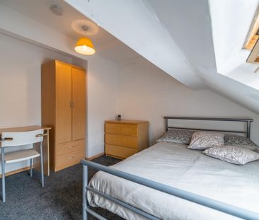 6, Neville Terrace - Photo 4