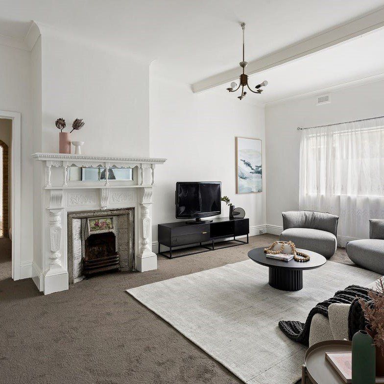 Spaciously Charming House! - Photo 1