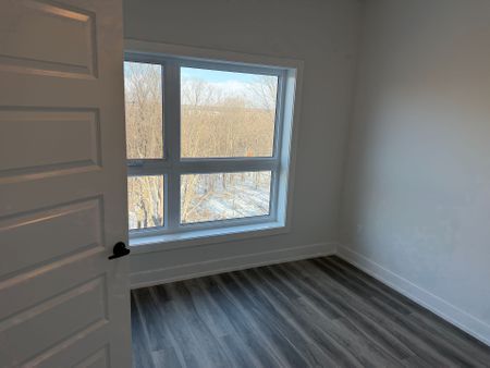 For Lease - 1100 Lackner Place Unit# 523, Kitchener, Ontario - Photo 5