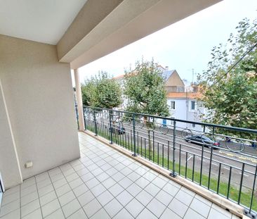 Location Appartement 3 pièces 87m² LES SABLES D OLONNE 85100 - Photo 4