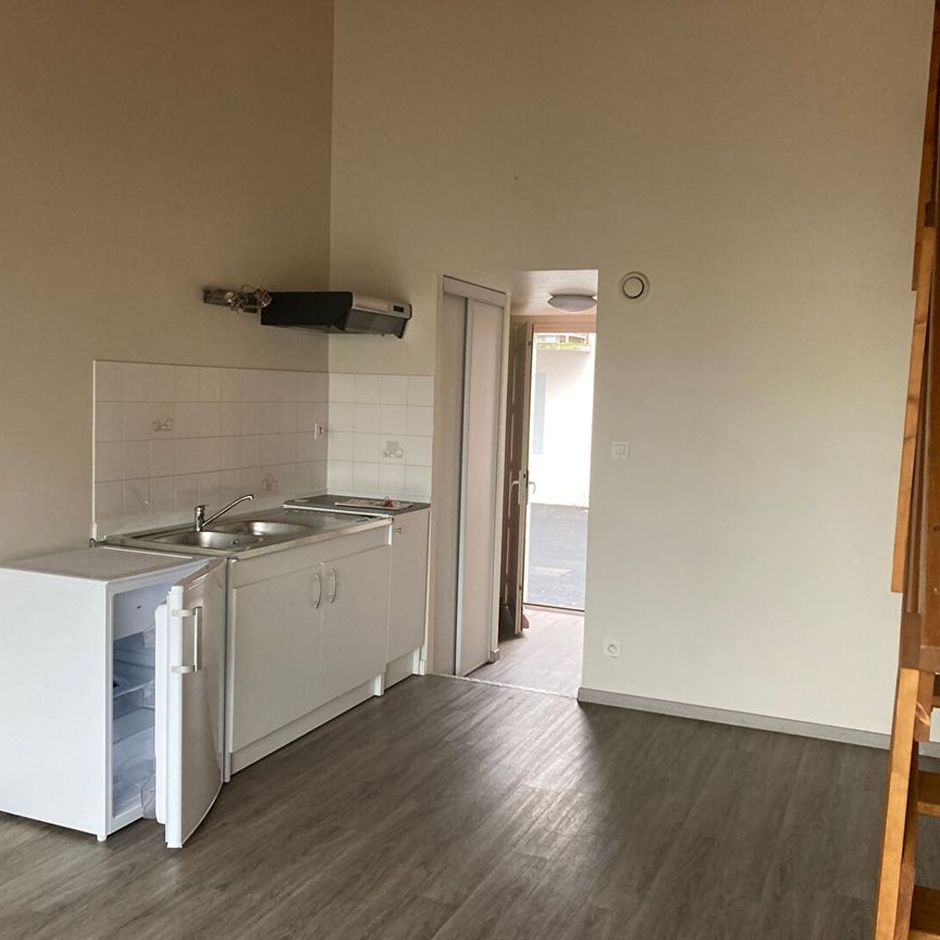 Location Appartement 1 pièce 30m² - Photo 1