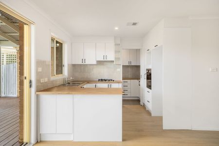 A home where comfort meets convenience! - Photo 4