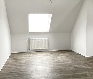 Modernisiert und gemütlich: geräumige 2-Zimmerwohnung in Lehrte - Foto 2