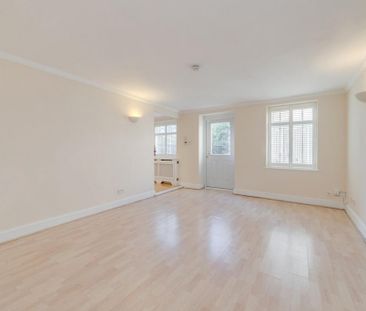 3 bedroom maisonette to rent - Photo 4