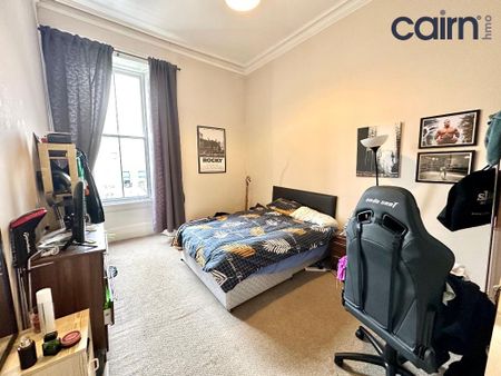 5 bedroom flat to rent - Photo 4