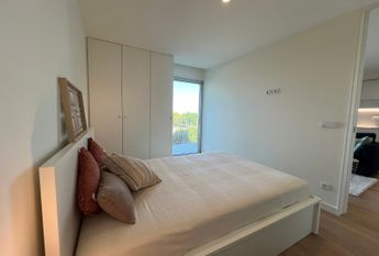 Apartamento T1 para Arrendamento com Varanda e Lugar de Estacionamento em Paranhos