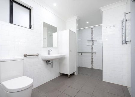 Spacious home in a prime location! - Photo 5