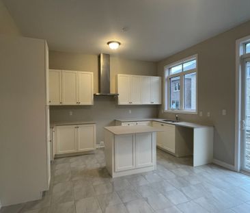 For Lease - 7 Junior Road Unit# Upper Lvl, Brampton, Ontario - Photo 2