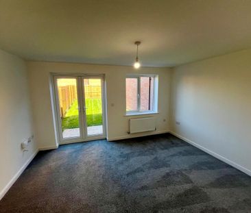 3 bedroom semi-detached house to rent - Photo 1