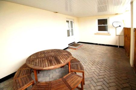 5 bedroom house to rent - Photo 3