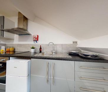Studio to rent - Photo 5