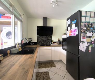 Location Maison 4 pièces 70m² BAIE MAHAULT 97122 - Photo 6