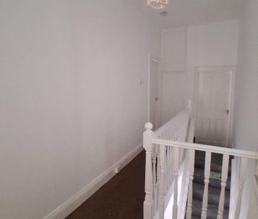 3 bedroom end of terrace house to rent - Photo 6