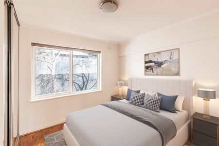 Perfect Parkside - Photo 3