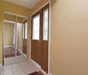 Whiteleas Avenue 32, M1B 1W7, Toronto - Photo 5