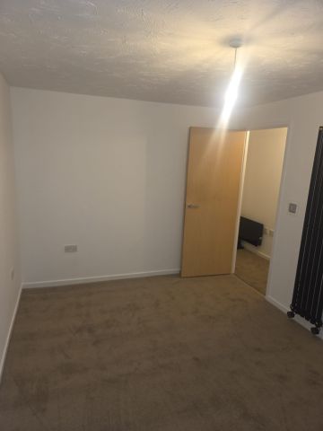 1 Bed Flat, Somerset Hall, N17 - Photo 4