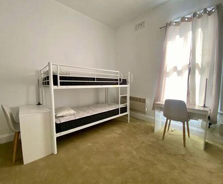 Carlton North - Photo 5