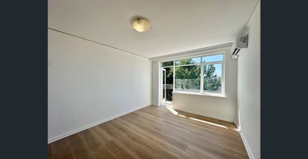 FRESH AND BRIGHT 2 BEDROOM APARTMENT| FLARE REAL ESTATE - Photo 5