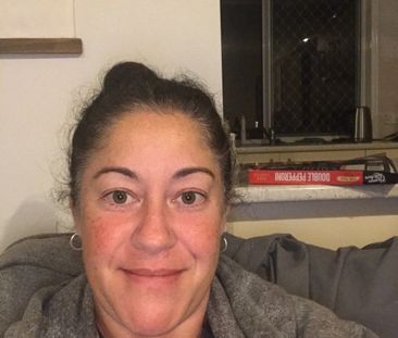 Upper Mount Gravatt - Photo 1