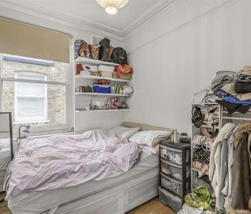 Albert Palace Mansions, Lurline Gardens, London, SW11 - Photo 4