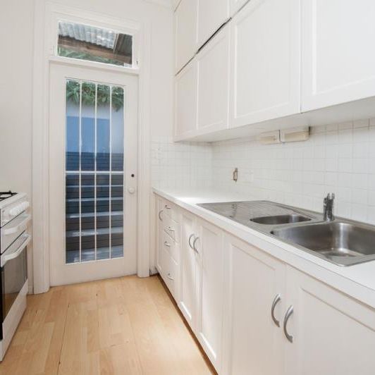 11 Walker Ave Edgecliff NSW 2027 - Photo 1