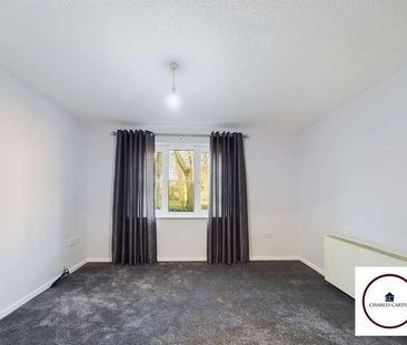 Byfield Rise, Worcester, WR5 - Photo 3