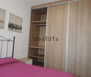 Alquiler de piso en Calle Lucientes, 12 - Photo 2