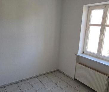 Helle, renovierte 1-Zimmer-Wohnung mit Wanne & Einbauküche - Photo 6