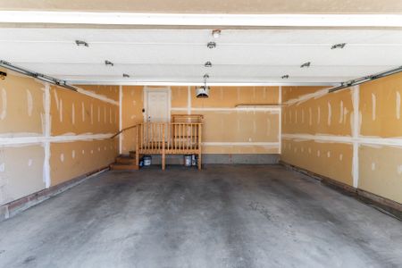 4 Bedroom House For Rent In Auburn Bay: Lake Access & Pet Negotiable - Photo 2