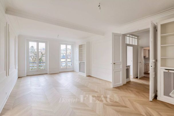 Location appartement, Versailles, 6 pièces, 128.45 m², ref 86652039 - Photo 1