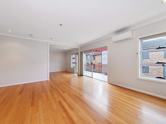 MODERN ONE BEDROOM WITH SECURE PARKING & STORAGE - Photo 1