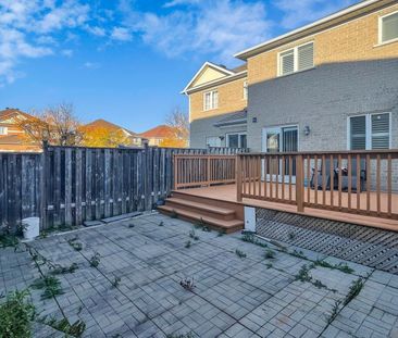 For Lease - 302 Redstone Road Unit# Upper, Richmond Hill, Ontario - Photo 3