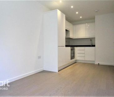 1 bedroom flat to rent - Photo 2