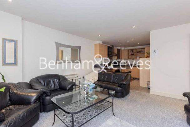 Townmead Road, Imperial Wharf, SW6 - Photo 1