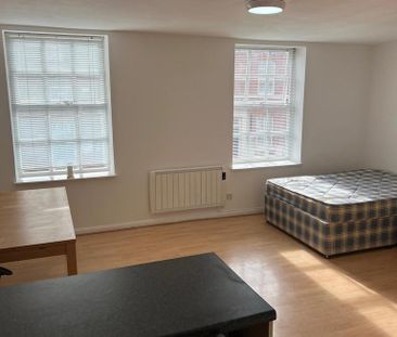 Studio to rent - Photo 5