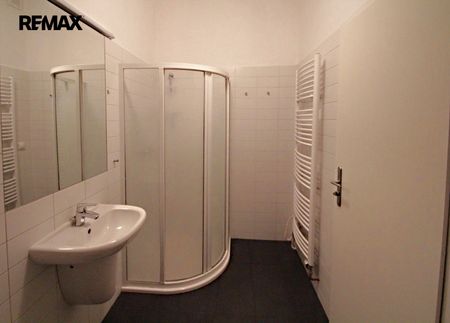 Pronájem bytu 1+1 44 m² - Photo 2